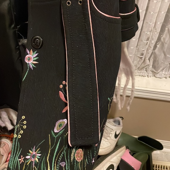 Black Embroidered Long Coat - Picture 3 of 7